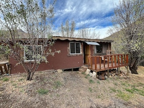 Cabin | Exterior