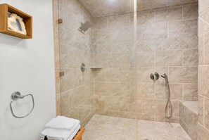 Huis, Meerdere bedden (Buena Vida 22 - A) | Badkamer