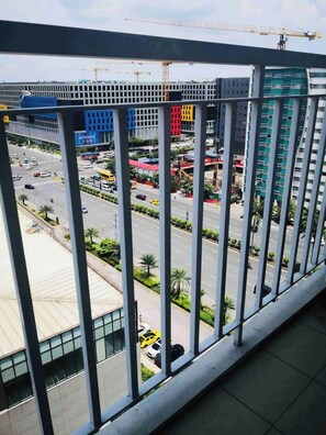 Property grounds - Beautiful 1BrCondo near MOA/Ikea @Shell Tower D (Pasay)