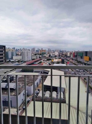 Property grounds - Beautiful 1BrCondo near MOA/Ikea @Shell Tower D (Pasay)