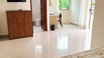 Standard Suite | Free WiFi