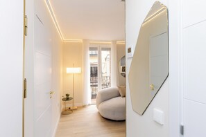 Interior - Casa de Sol: Luminous 2B/2BA 15' to Bernabéu and Sol (Madrid)