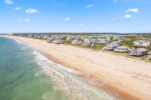 Beach - Direct Oceanfront on Charleston Beach! (Charleston)