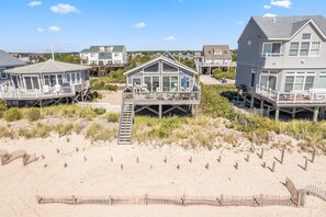 Exterior - Direct Oceanfront on Charleston Beach! (Charleston)