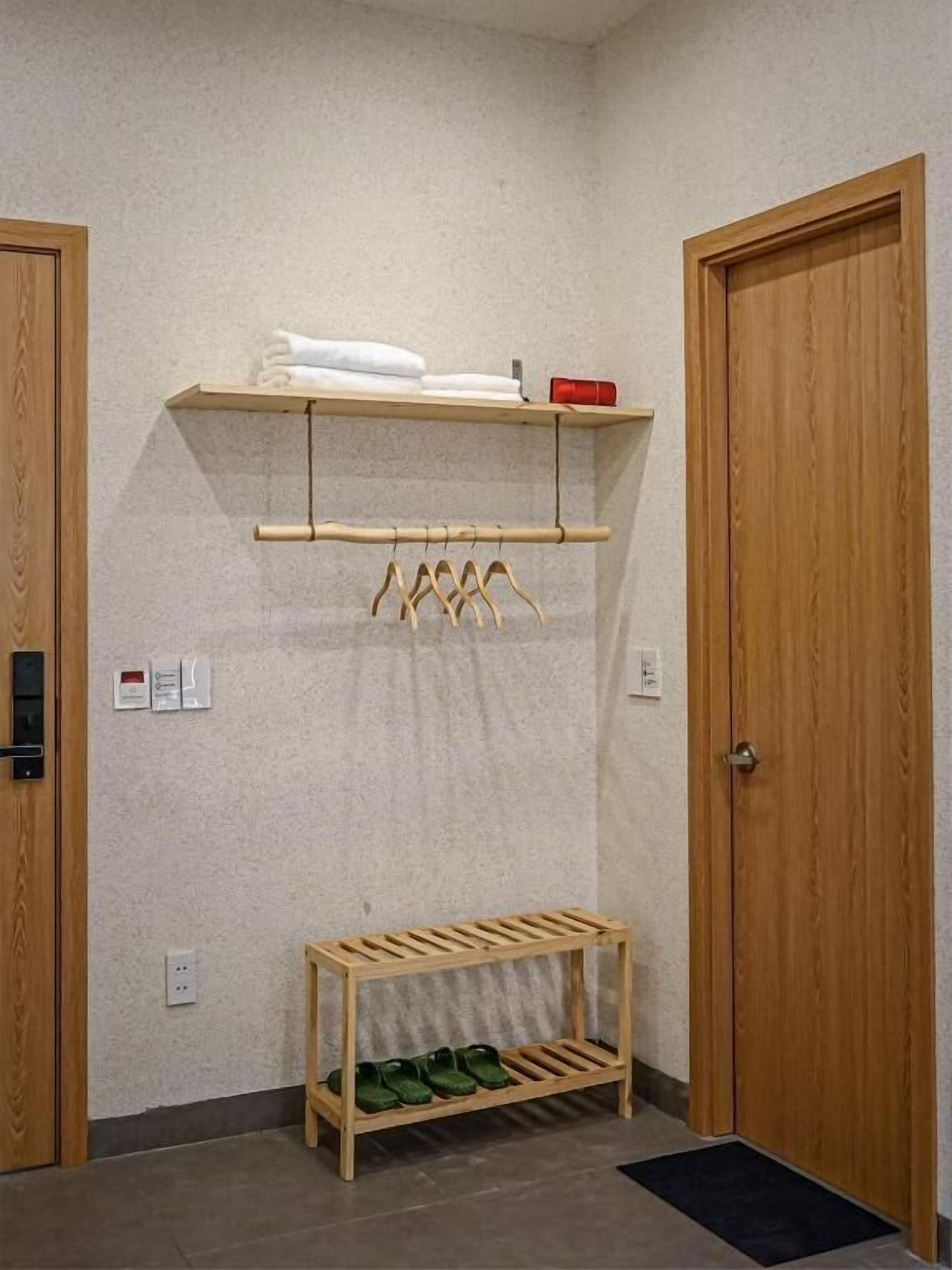 Departamento estándar, vista a la ciudad | Interior