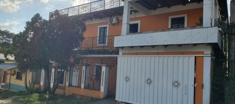 Hotel in Lake of Yohoa for your perfect stay