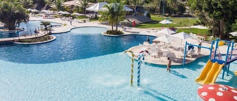 Apartment | Pool | Outdoor pool