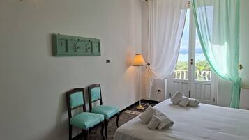 1 camera, ferro/asse da stiro, Wi-Fi gratuito, lenzuola