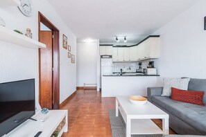 Living area - Home2Book The Atlantic Allure Apartment (Puerto Rico)