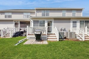 Exterior - Bethany Meadows townhouse w/shared pool, tennis, close to beach (Frankford)