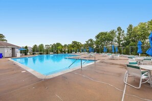 Pool - Bethany Meadows townhouse w/shared pool, tennis, close to beach (Frankford)