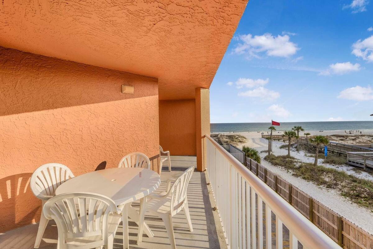 Condo, Multiple Beds (Buena Vista 203) | Outdoor dining