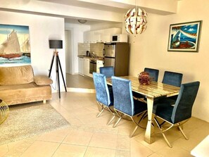 Apartment | Bahagian dalam