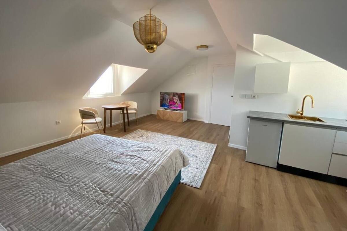 华丽开间, 海景