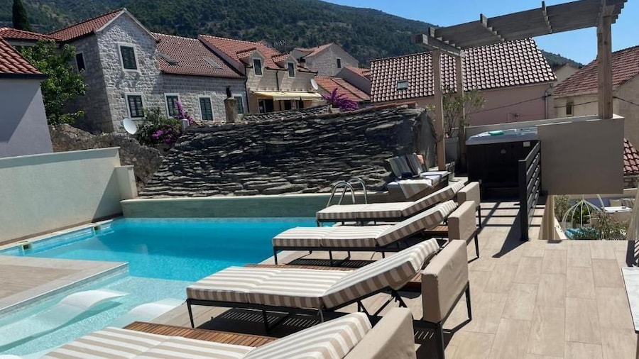 Villa de Blue 2