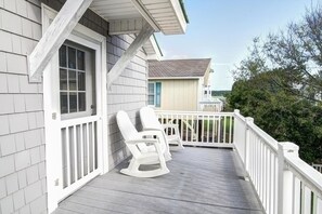 House | 4 bedrooms - Driftwood Daze in Ocean Isle Beach (Ocean Isle Beach)