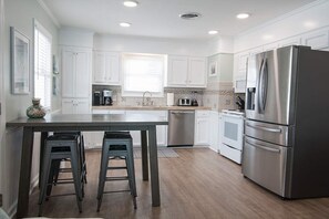 House - Driftwood Daze in Ocean Isle Beach (Ocean Isle Beach)