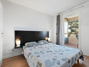 1 bedroom - Charming apartment for 4 people, with a balcony (Grasse)