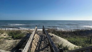 Unclassified image, 4 of 49, button - Sojourn Dog Friendly Modern 2BD with Bikes (Kill Devil Hills)