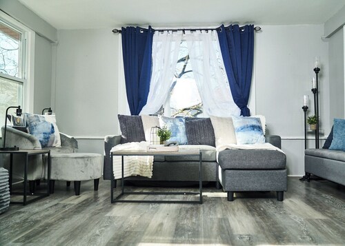 Fully Furnished 4 bedrooms All Utilities & WiFi included.