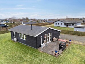 House | Outdoor dining - 4 Star Holiday Home in Roslev (Roslev)