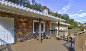 Terrace/patio - Chop House - King Bed, Smart TVs & Backyard Fun! (Douglasville)