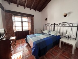 Apartamento, 2 quartos | Ferros/tábuas de passar roupa, Wi-Fi de cortesia