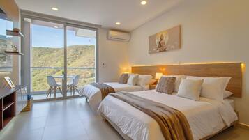 Monolocale Classic, balcone, vista montagna