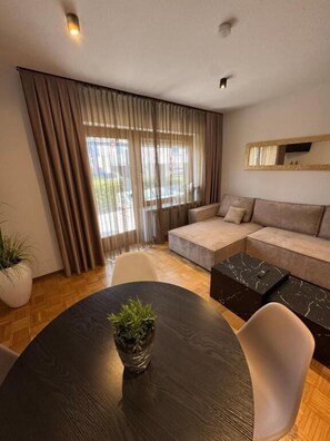 Apartment, Balcony, Garden View | Living area - Haus Mechthild  (Sindelfingen)