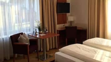 Apartment, Balcony, Garden View