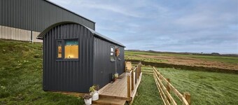 Host & Stay | Swallows Nest