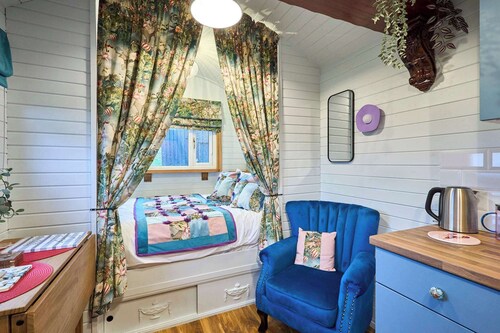 Host & Stay | Swallows Nest