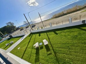 Terrace/patio - Executive Suite in Seafront Luxury Villa (Quartu Sant'Elena)