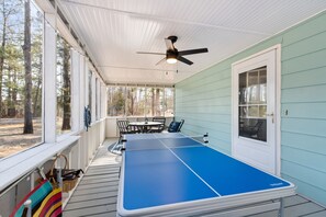 غرفة الألعاب