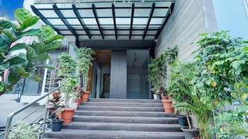 Rumah | Resepsionis