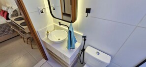 Basic Apartment | Bathroom - COBAR0146 - Edifício ZN Barra (Salvador)