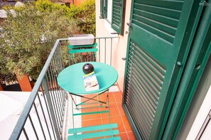 Property grounds - Monti Terrace Apartment with stunning views (Rome)