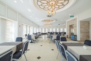 Dining - Minerva Hotel Kızkalesi (MERSİN)