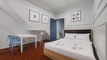 Comfort Room, Garden View