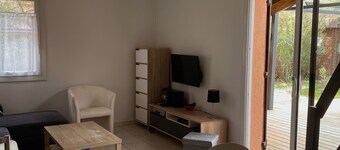Seafront house for 4 people with garden