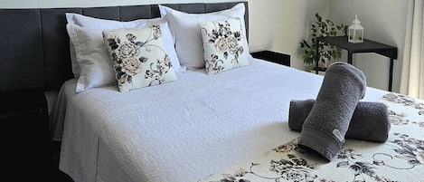 Departamento, 2 habitaciones | Insonorización, tabla de planchar con plancha y wifi gratis