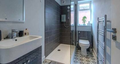 The Southport Seaside Snug - Suite 6