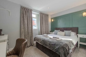 2 chambres, Wi-Fi gratuit, draps fournis