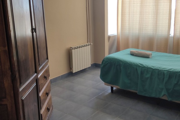 Premium bedding, down duvets, Select Comfort beds, desk
