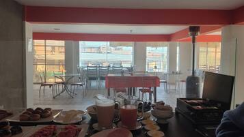 Triple Room | Dining