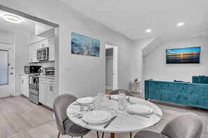 Interior - Spacious 2BR in Bay Harbor Islands near beach, Bal Harbour Shops, and dining (Bay Harbor Islands)