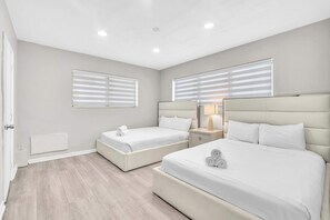2 bedrooms, iron/ironing board, travel crib, free WiFi - Surfside 2BR with pool near beach, shops, and dining (Bay Harbor Islands)