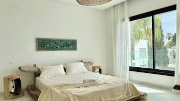 2 bedrooms