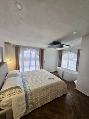 WiFi, bed sheets