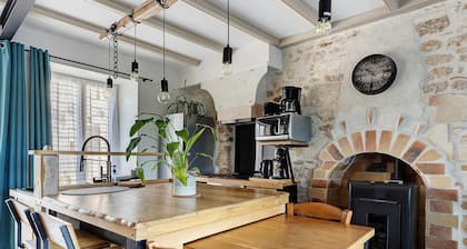 Gîte “À La Tite Boulite” with Shared Pool, Private Terrace, and Wi-Fi